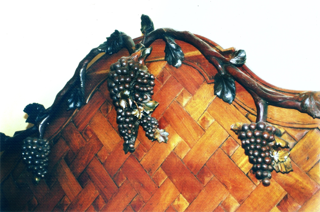 Mahogany Bed Detail
